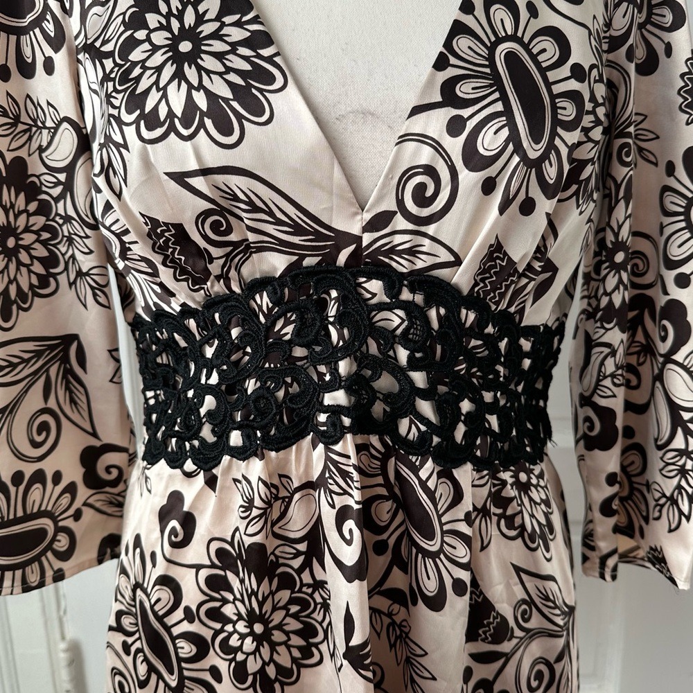 3/$20 💥 Metrocity Floral Print Women's Babydoll Top Satin Crochet Y2K Fairy Boho - Picture 5 of 15